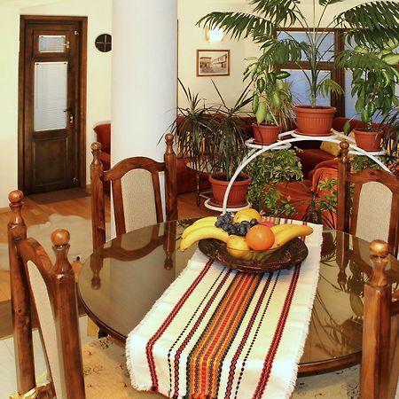 Art Apartments Milchevi بلوفديف المظهر الخارجي الصورة